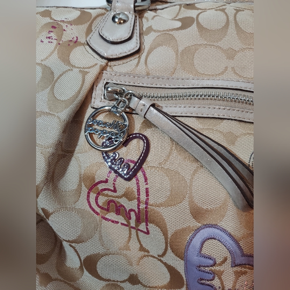 Coach Poppy Petal Signature Highlight Shoulder Bag GUC - Picture 7 of 13